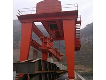 雙吊點(diǎn)啟閉機(jī)
